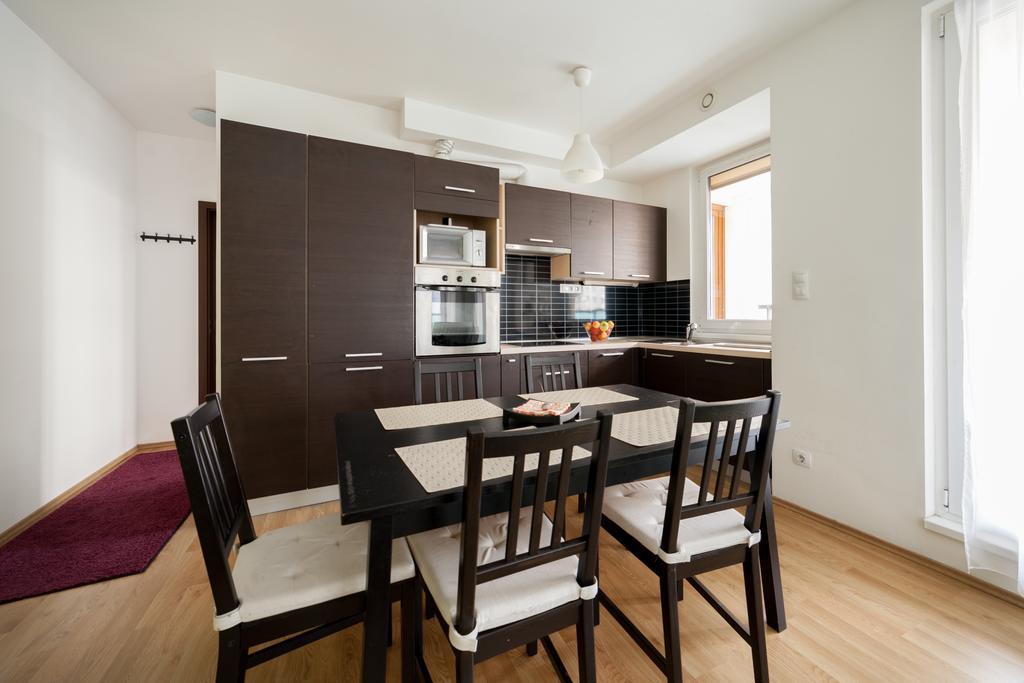 Stellar Aparthotel