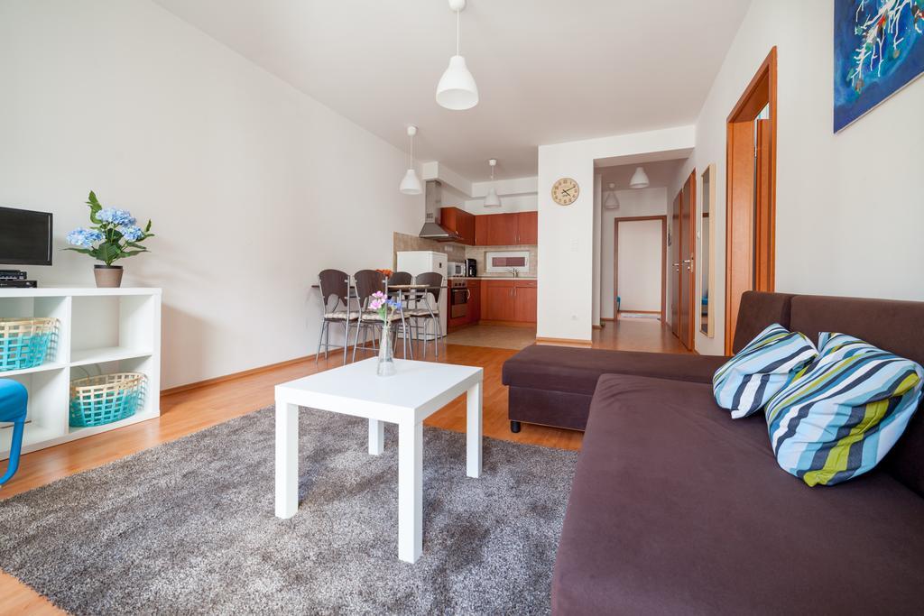 Stellar Aparthotel